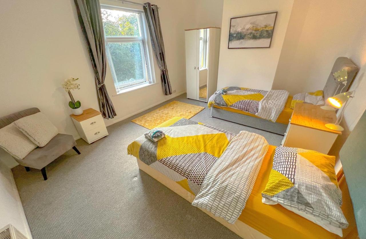 Long Term Offers Message For Prices Sleeps 6 Adults, Contractors, Relocators, Travellers Villa ฮาลิแฟกซ์ ภายนอก รูปภาพ